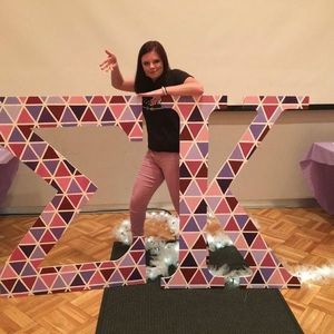 Meet your Posher, Taylor